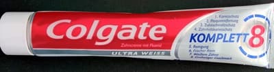 Colgate Ultra Weiß Komplett 8